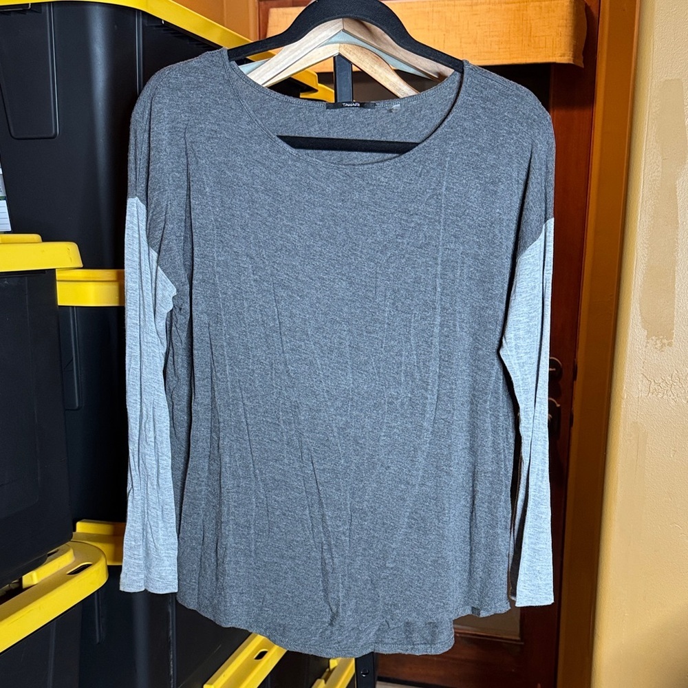 Tahari Gray and Light Gray Jersey Knit Long Sleeve Top Size Medium